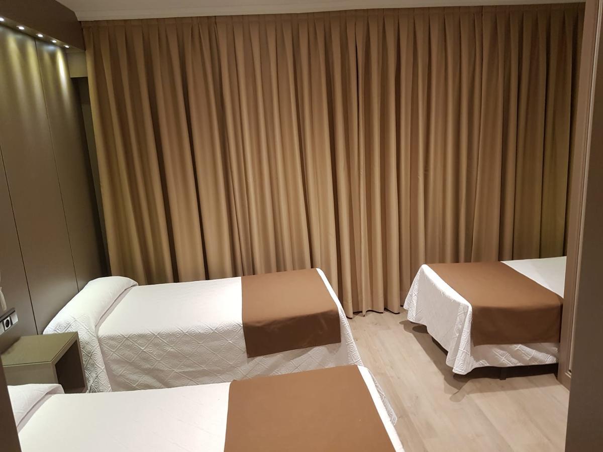 חטאפה Hostal Colon מראה חיצוני תמונה