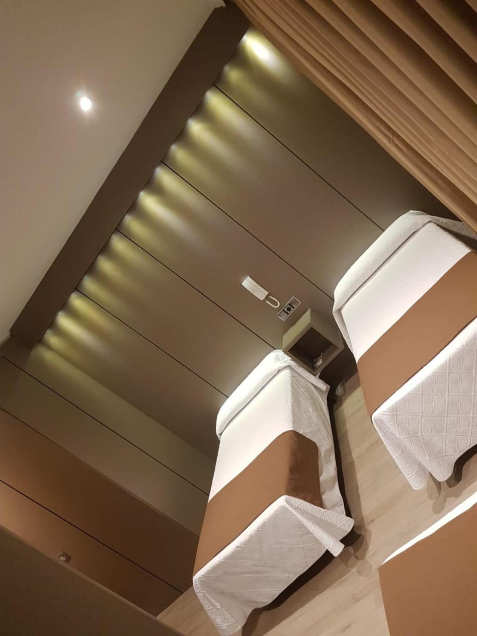 חטאפה Hostal Colon מראה חיצוני תמונה
